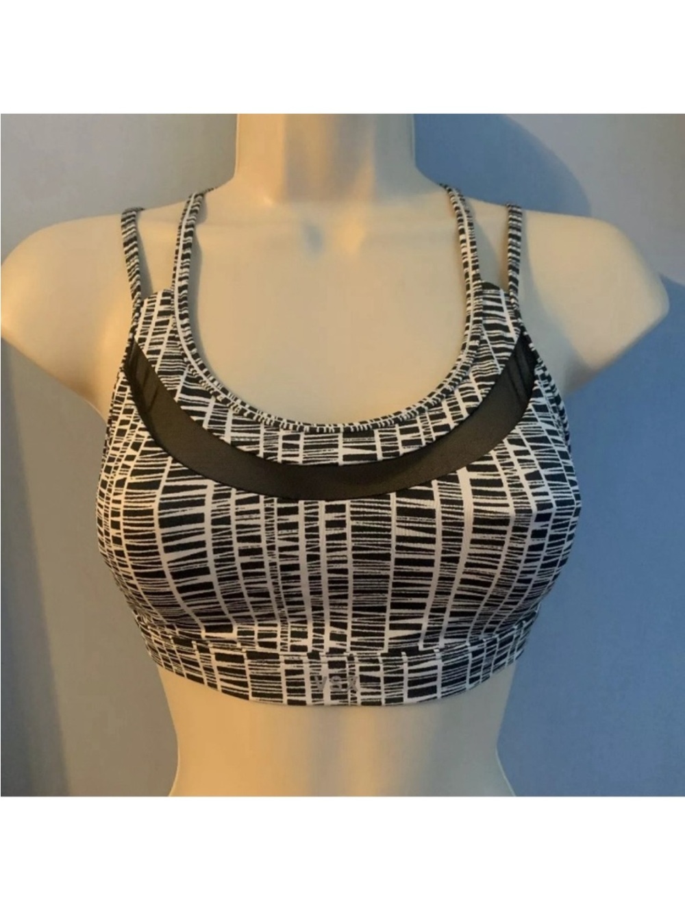 Victoria's Secret Black White
Stripe VSX Activewear Racerback Sports Bra